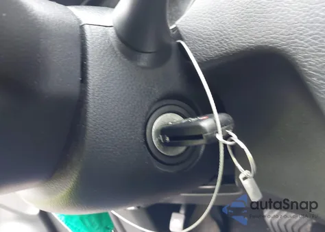 2019 Nissan Rogue Sport S z USA, uszkodzony, nr VIN JN1BJ1CR9KW628552